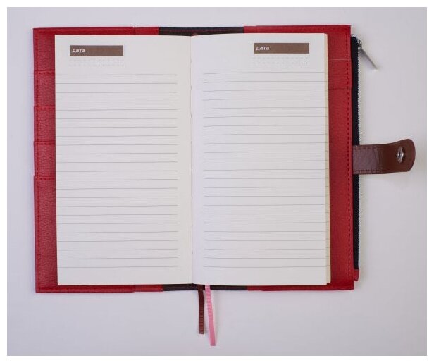 Ежедневник-органайзер (красный) (искусств. кожа, обложка на заклепке, сменный внутренний блок, отделение под карты и ручку) - фото №8