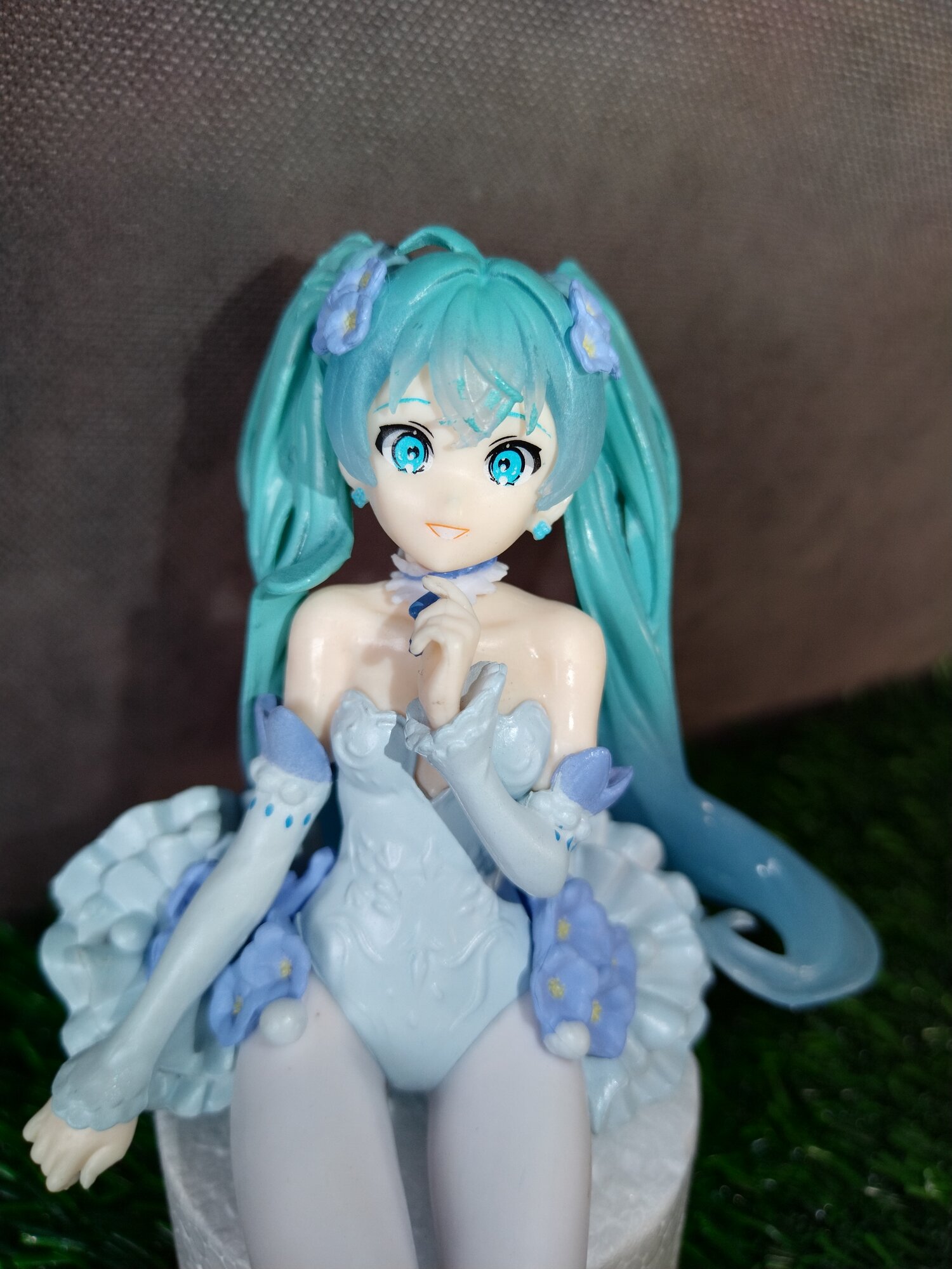 Фигурка Цветочная фея 15 см Хацуне Мика волосы (Hatsune Miku - Flower Fairy Nemophila Noodle Stopper)