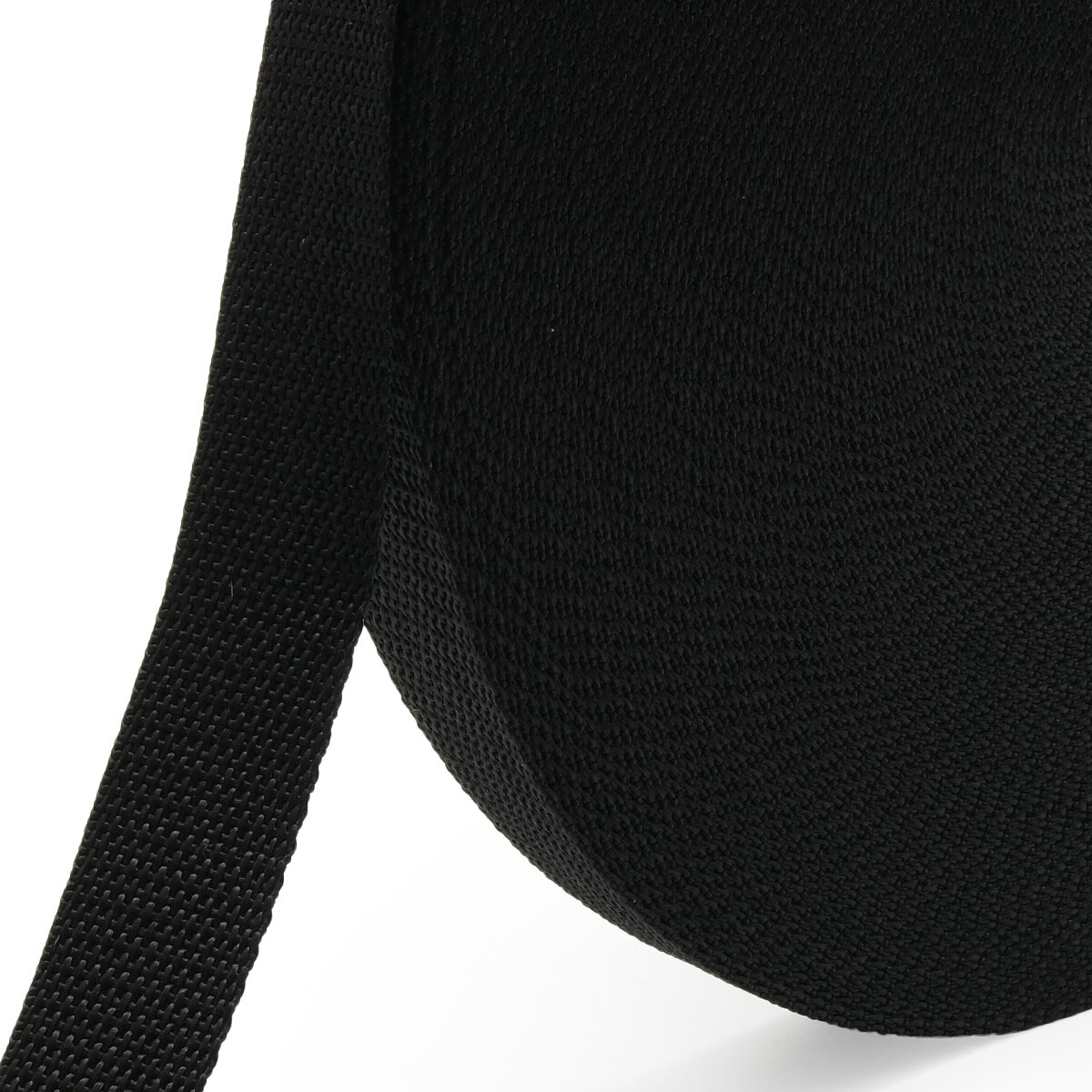 Стропа ременная 25 мм*50 м, черная, 14 г/м, 100% полиэстер, Айрис — фото 1