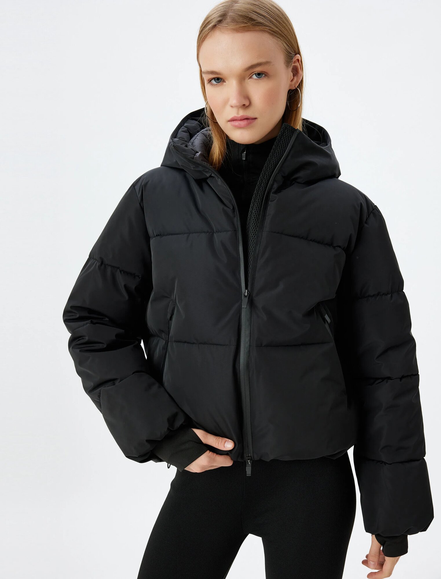 Пуховик KOTON размер 40 черный