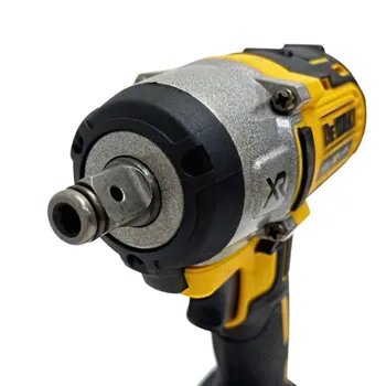 Комплект аккумуляторный инструмент Гайковерт от Dewalt 18Вт 5Ач в кейсе с двумя аккумуляторами и зарядкой