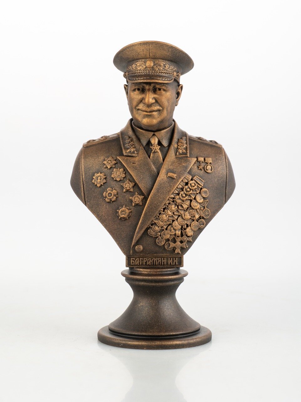 Бюст Баграмян И. Х, 15см, литьевой мрамор, цвет состаренная бронза