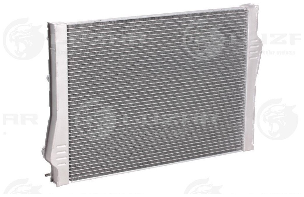 LUZAR W207593220 Радиатор системы охлаждения BMW X5 (E70) (07-) 30d/3.0t AT (LRc 26194)