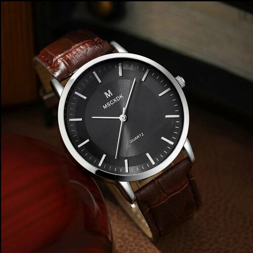 фото Наручные часы, коричневый китай