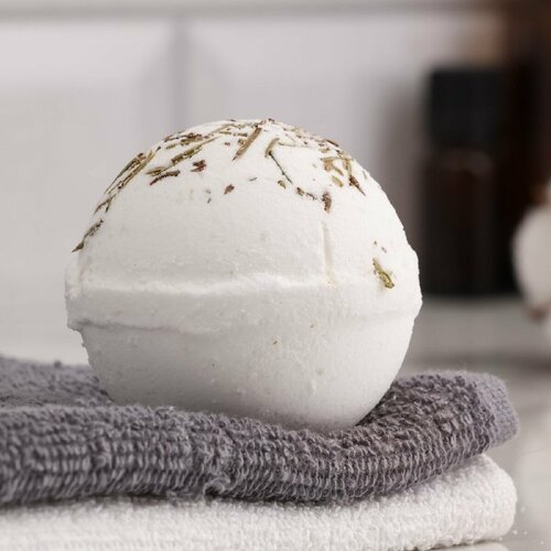 Бомбочка для ванны с хвойными иголками 150 г 350₽