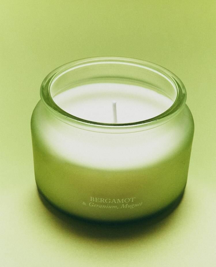 Ароматическая свеча BERGAMOT & GERANIUM, MUGUET (240 Г), 8 х 8 х 8 см, ZARA HOME, 0464/705