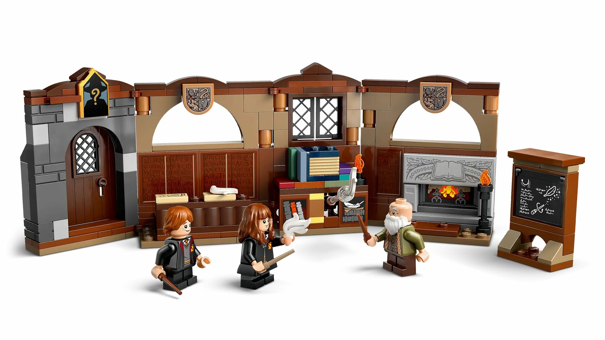 Конструктор LEGO Harry Potter 76442 Замок Хогвартс: Урок заклинаний, 204 дет. — фото 1