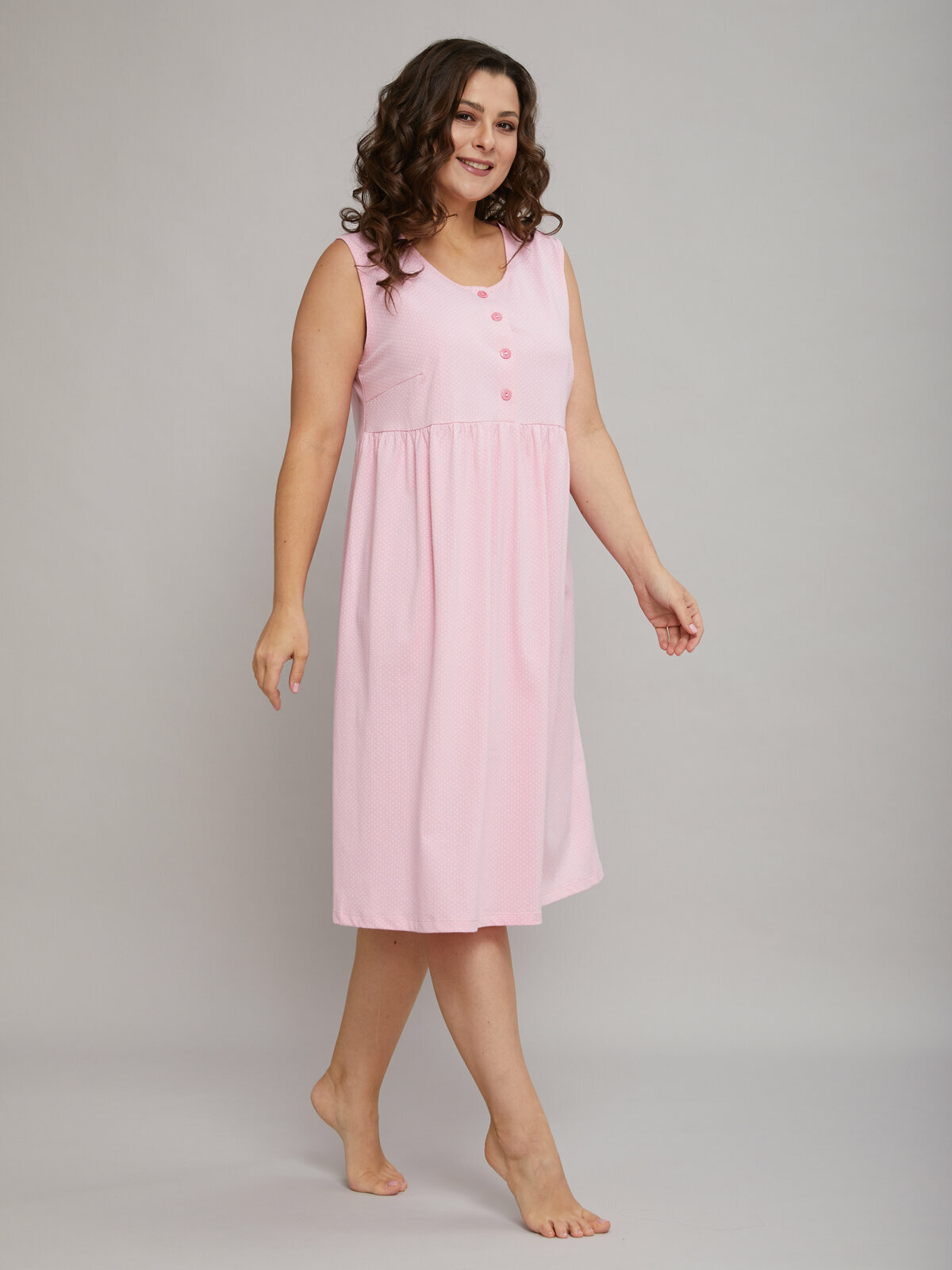 Сорочка ночная женская Алтекс без рукавов розовая в горошек, размер 50 - фотография № 4
