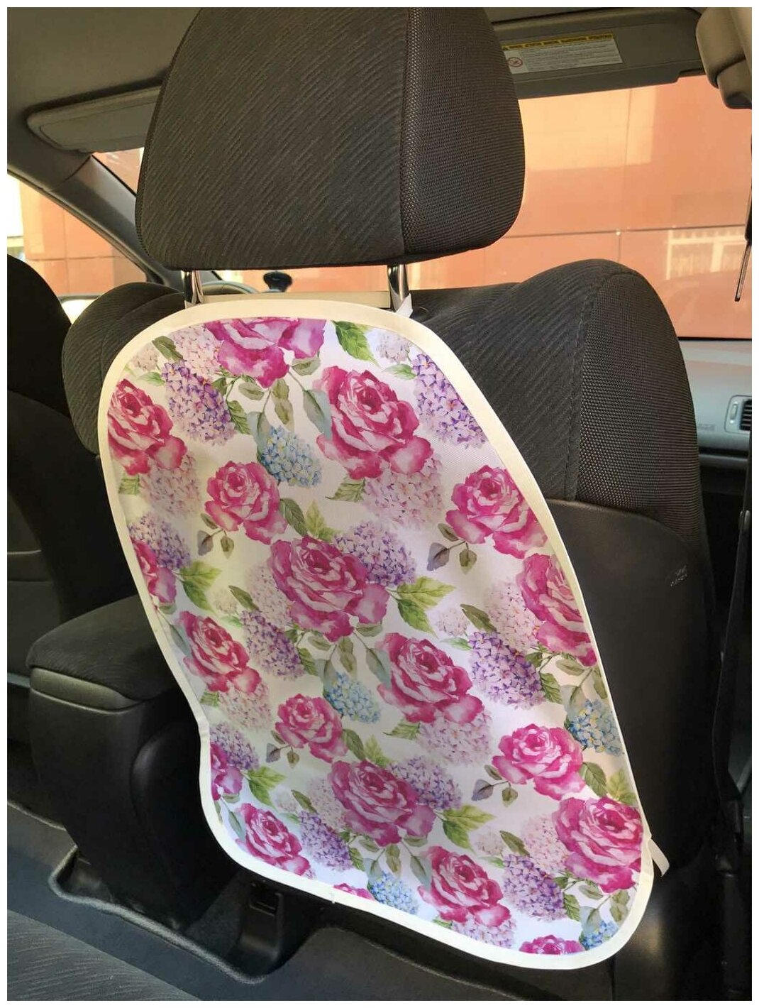 Защитная накидка JoyArty "Розы и сирень" на спинку автомобильного сидения
