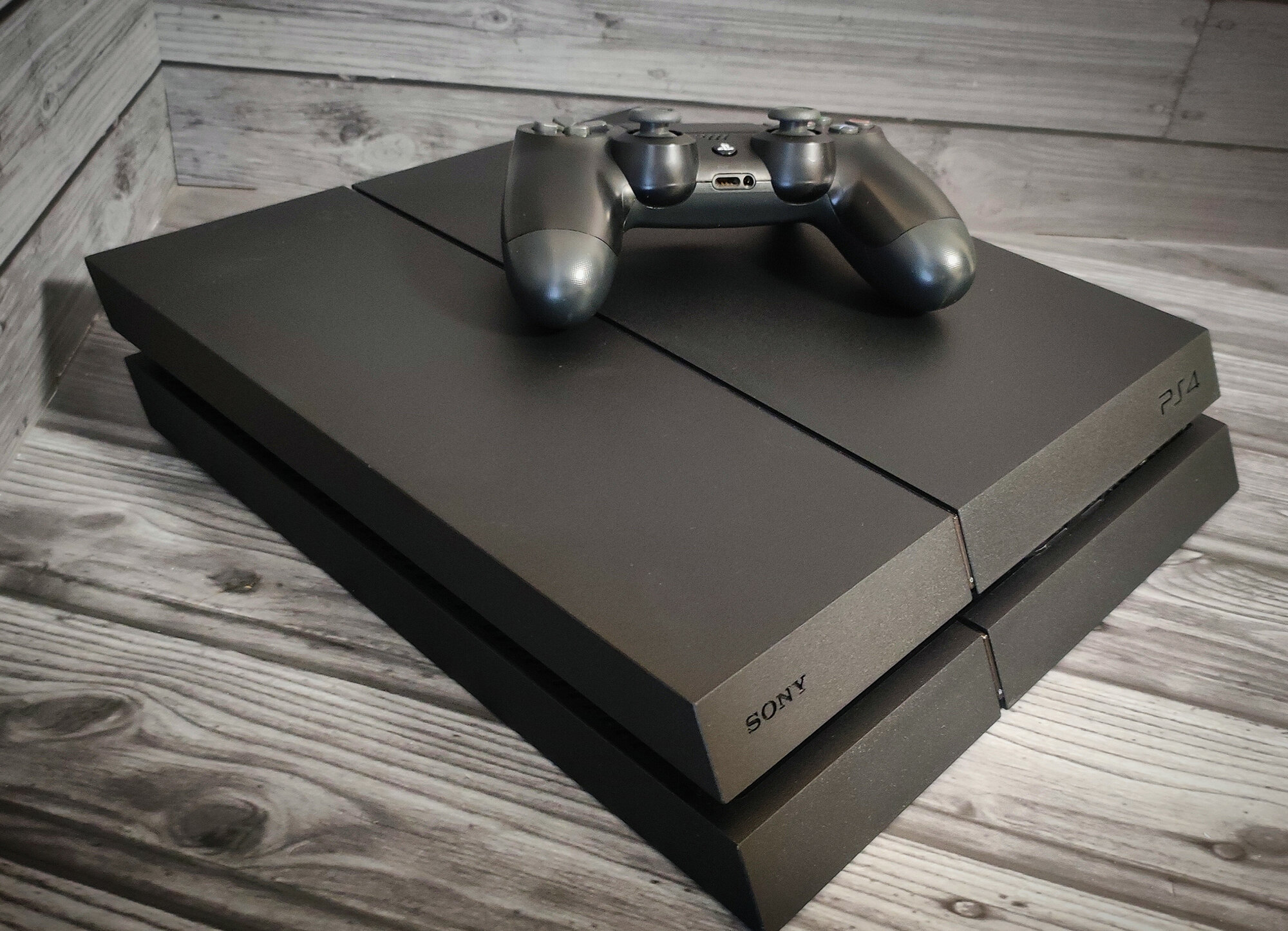 Игровая приставка Sony Playstation 4 Fat 1TB Прошитая ПО 11.0 GoldHen V 2.4 с Играми — фото 1