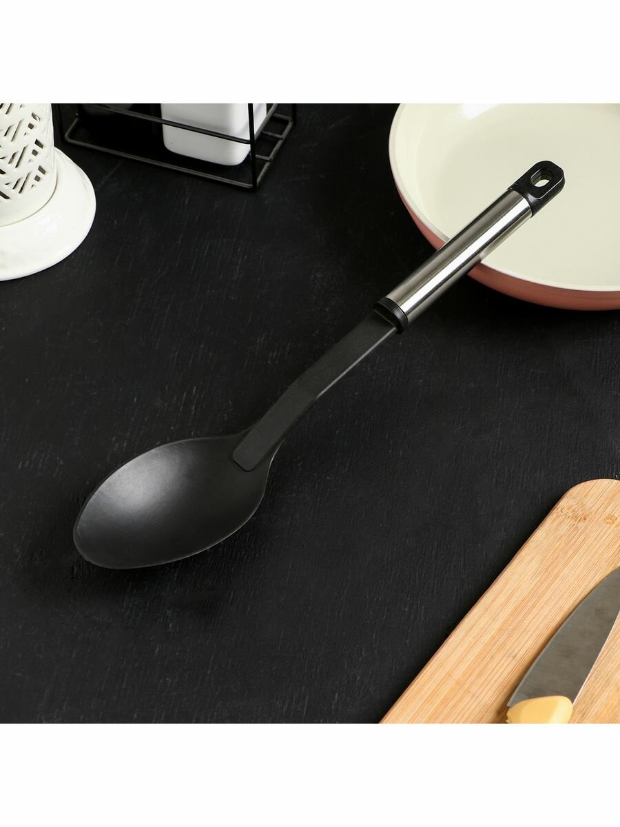 фото Ложка поварская Доляна Парус 4321751, силикон