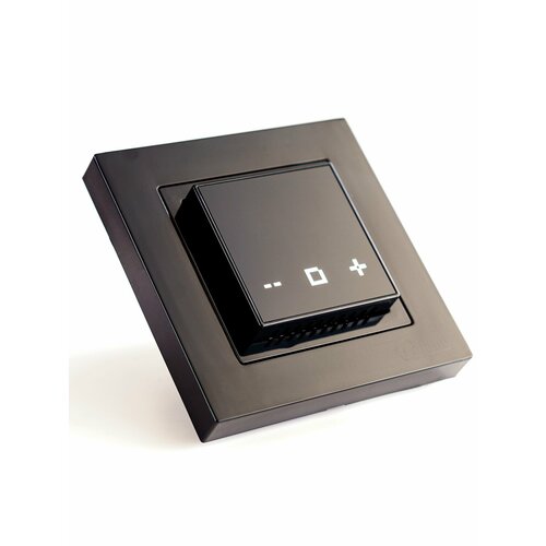 ET-44-B Программируемый термостат/сенсорный экран/ Черный. Подходит под рамки Schneider Atlas Design, Schneider Unica, Schneider Exxact, Legrand Valena.