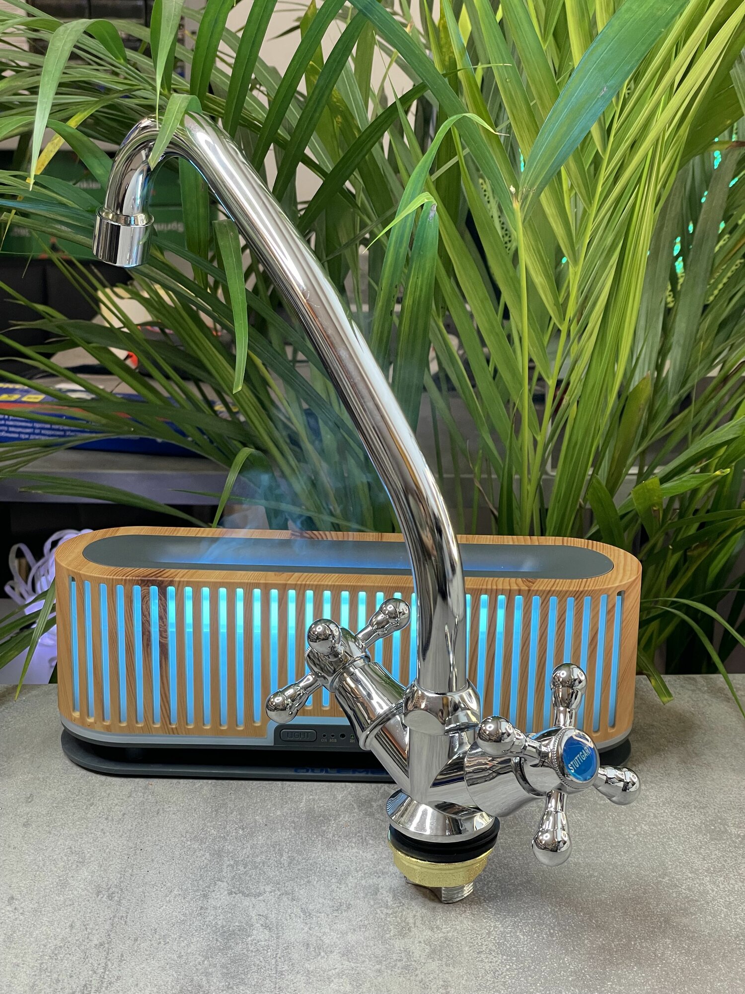 фото Кран смеситель универсальный