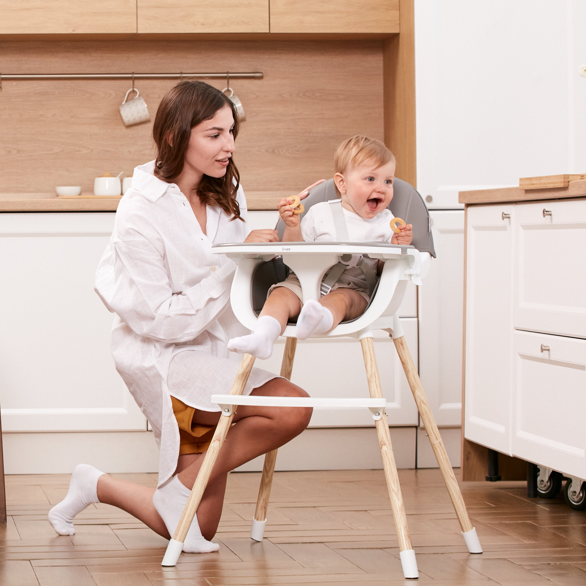 Стульчик для кормления MOWbaby Crispy RH150, Grey