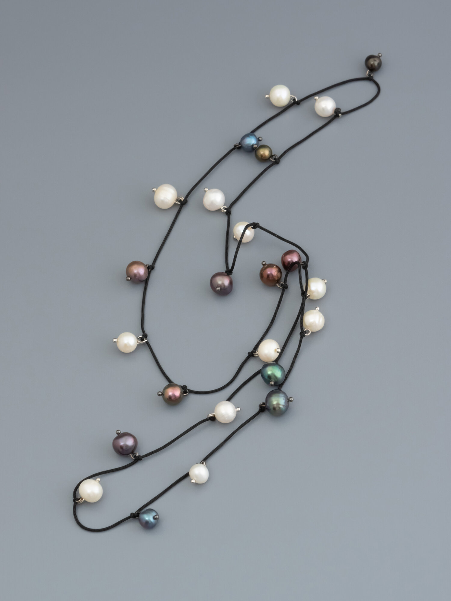 Бусы ЖемАрт, жемчуг пресноводный культивированный, белый, синий, черный, коричневый — фото 1