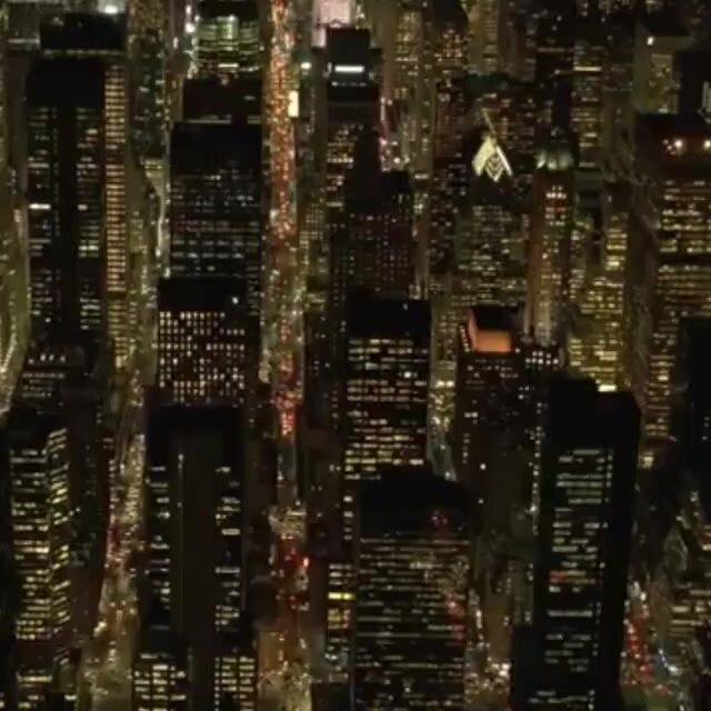 Смартфон OnePlus 12 12/256Gb, 6,82, 120 ГЦ, 64 MP, 5G, NFC, 5400 мАч, Snapdragon 8 Gen3, 5G, Dual nano SIM, Green EU — фото 1