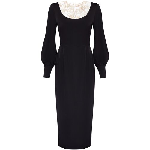 фото Платье чёрное с глубоким круглым вырезом evgenia kolos