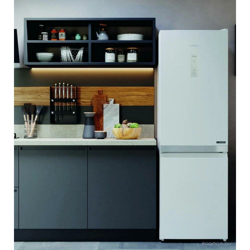 Холодильник Hotpoint - фото №10