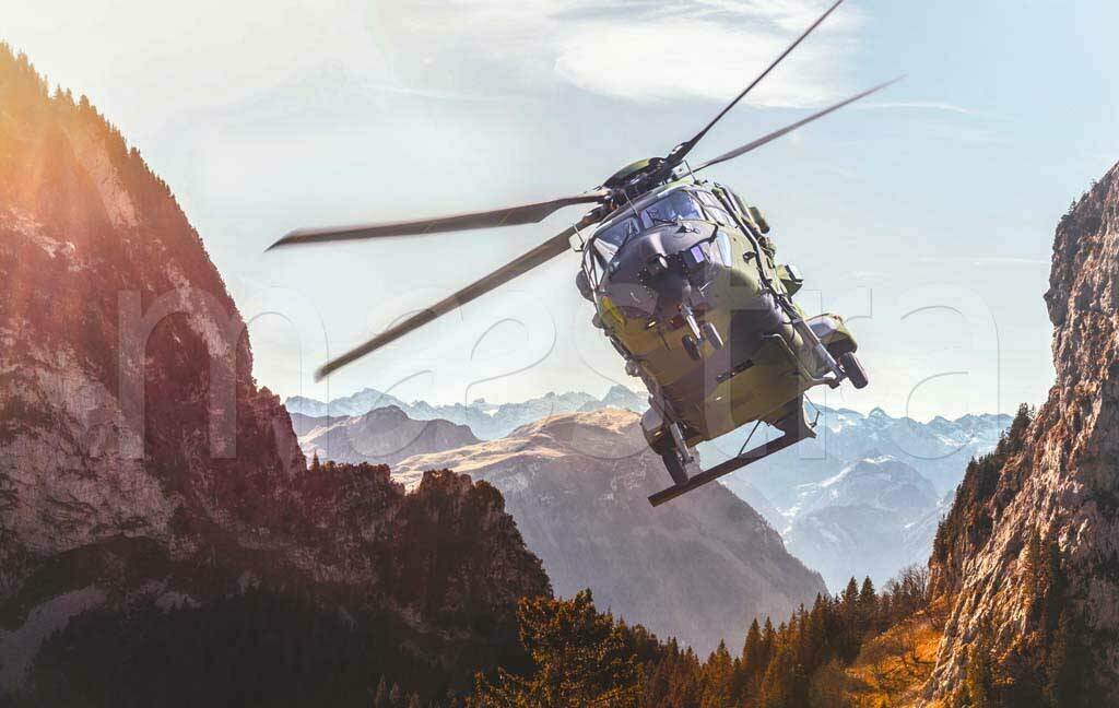 Фотообои Вертолет в горах 275x435 (ВхШ), бесшовные, флизелиновые, MasterFresok арт 9-209