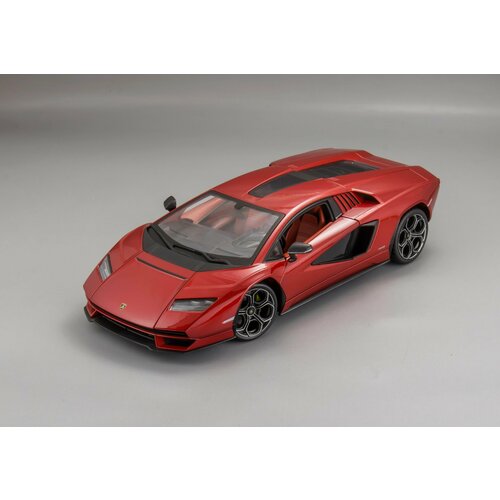 фото Коллекционная масштабная модель 1:18 lamborghini countach lpi 800-4 - 2021 от maisto