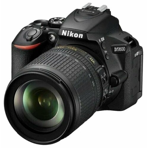 Фотоаппарат Nikon D5600 kit 18-105mm черный 7490000₽