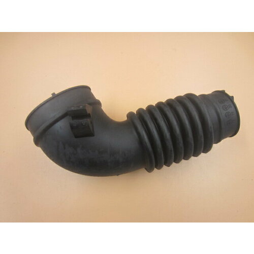 Патрубок воздушного фильтра совместим с Mitsubishi Pajero Sport L200 2016-2022 Mitsubishi L200 2015-2022 11505A781 2700₽