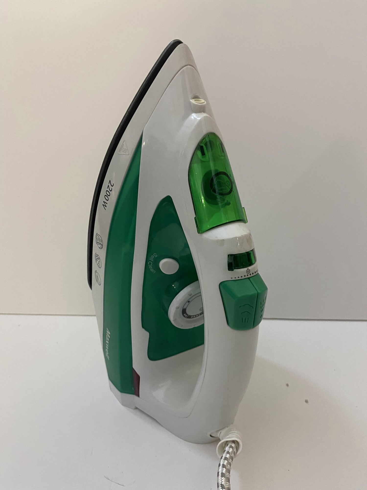 Утюг Maxwell MW-3036 G, зеленый/белый — фото 1