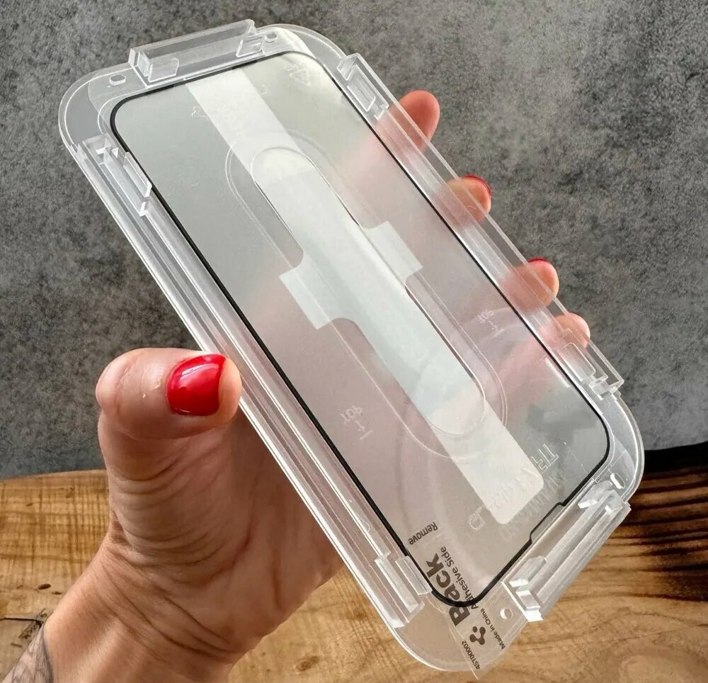 Защитное стекло SPIGEN /для iPhone 16 Pro Max / Черная рамка 2 шт + каркас для установки — фото 1
