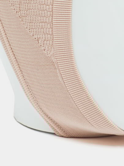 Бандаж-маска "Коррекция овала лица", косметический, эластичный, размер one size, розовый — фото 1