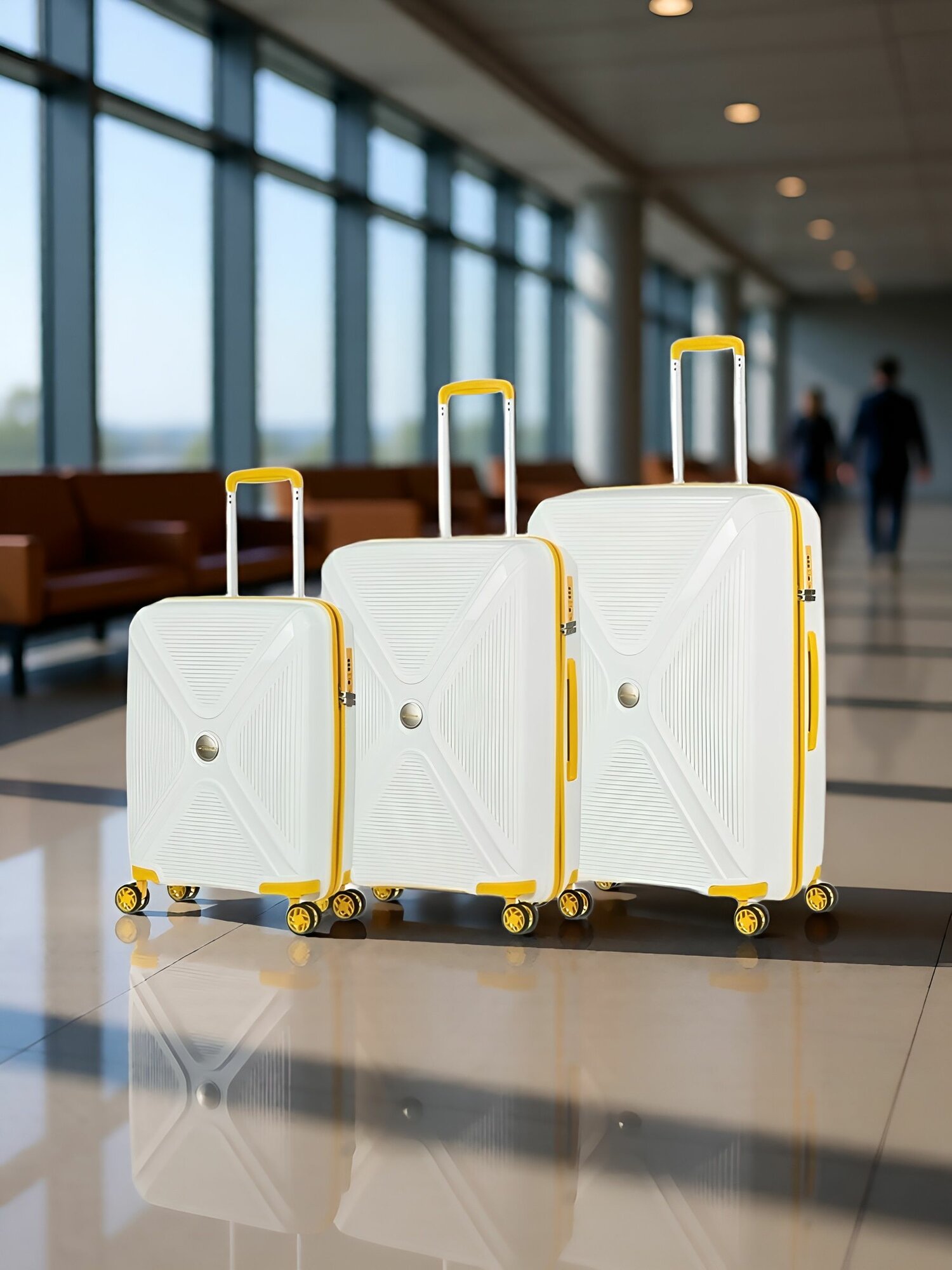 Комплект чемоданов 