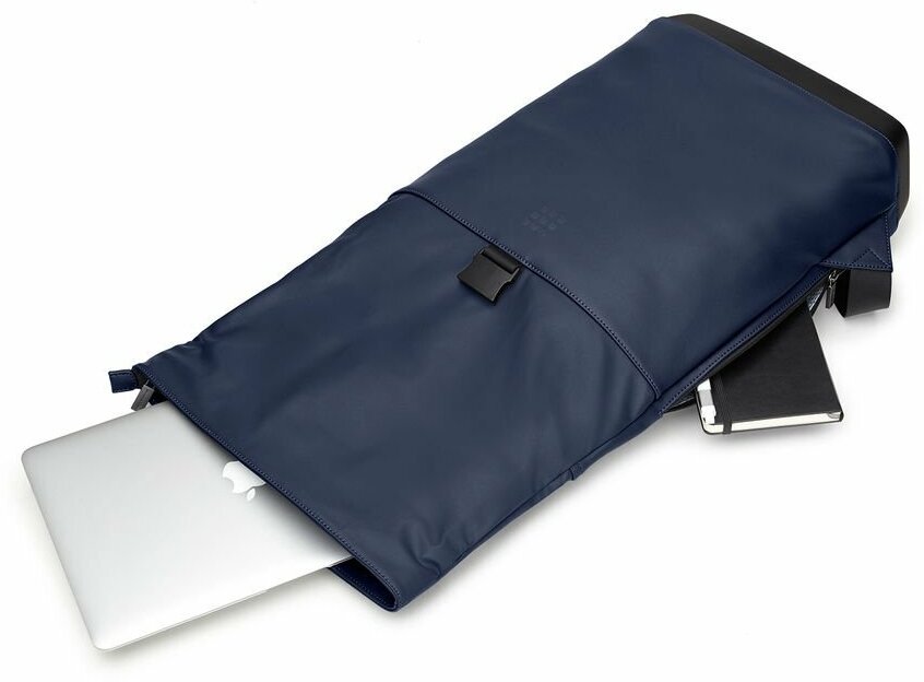 Рюкзак Moleskine Rolltop Classic синий сапфир 36x48x11см 18л. 1.5кг. - фото №5