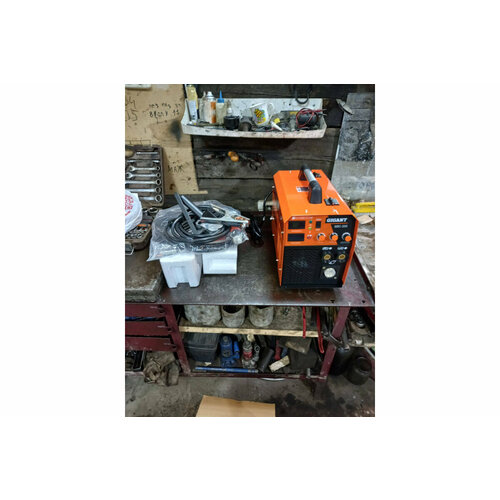 Gigant Сварочный полуавтомат - инвертор MIG-200 2307700₽