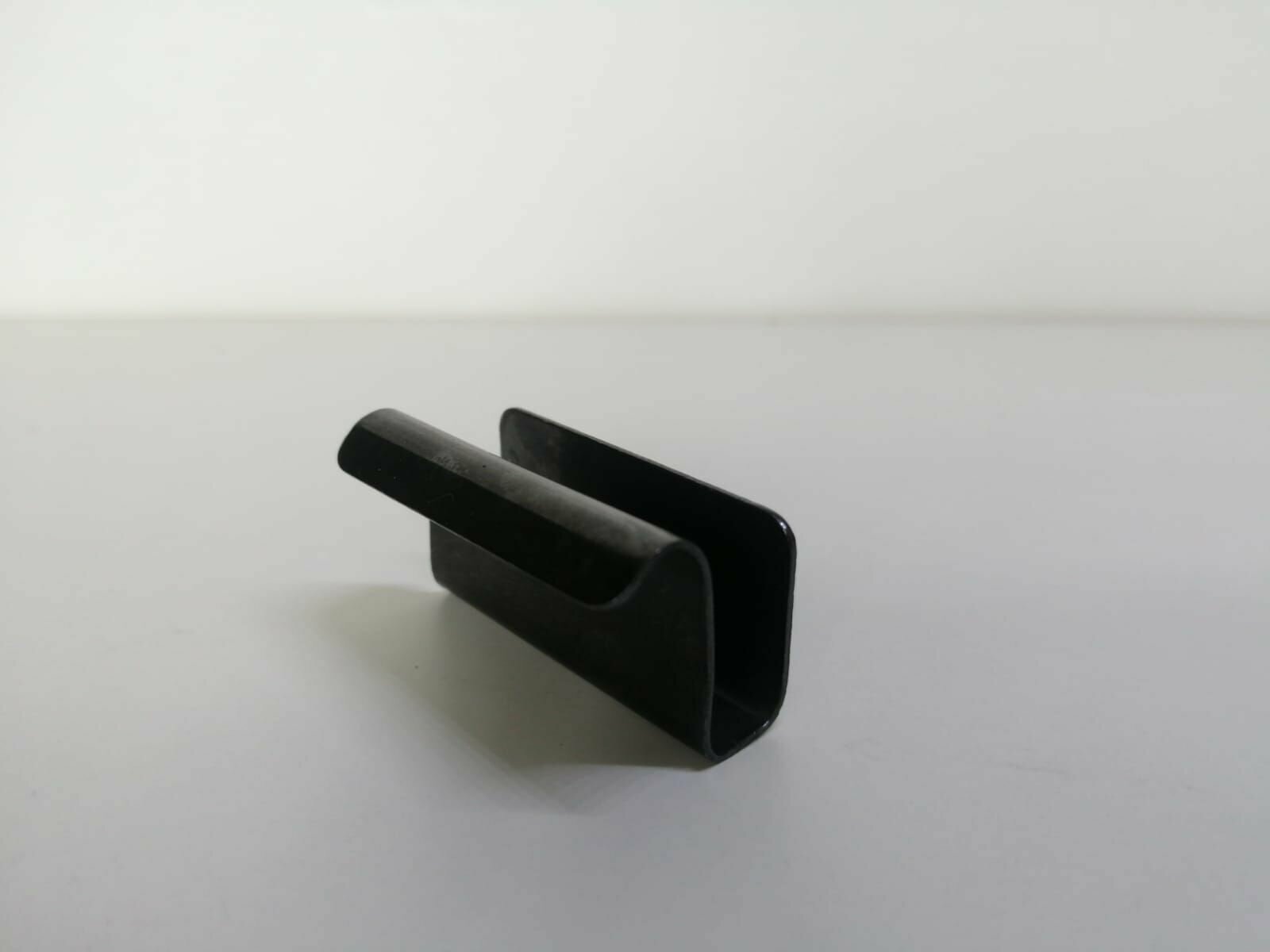 фото Ручка мебельная для стеклянного фасада (цвет чёрный)- 1 шт.