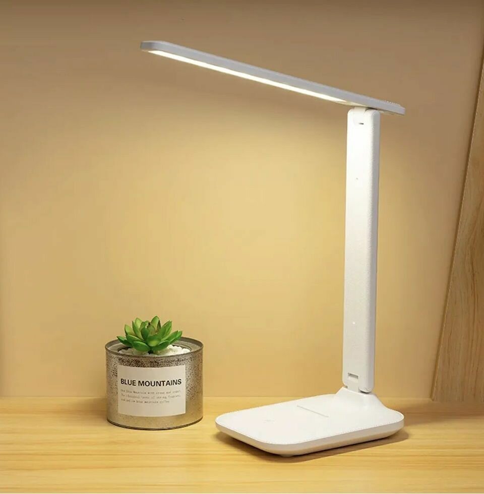Настольный яркий LED светильник-лампа с 3 уровнями яркости с USB зарядкой в комплекте