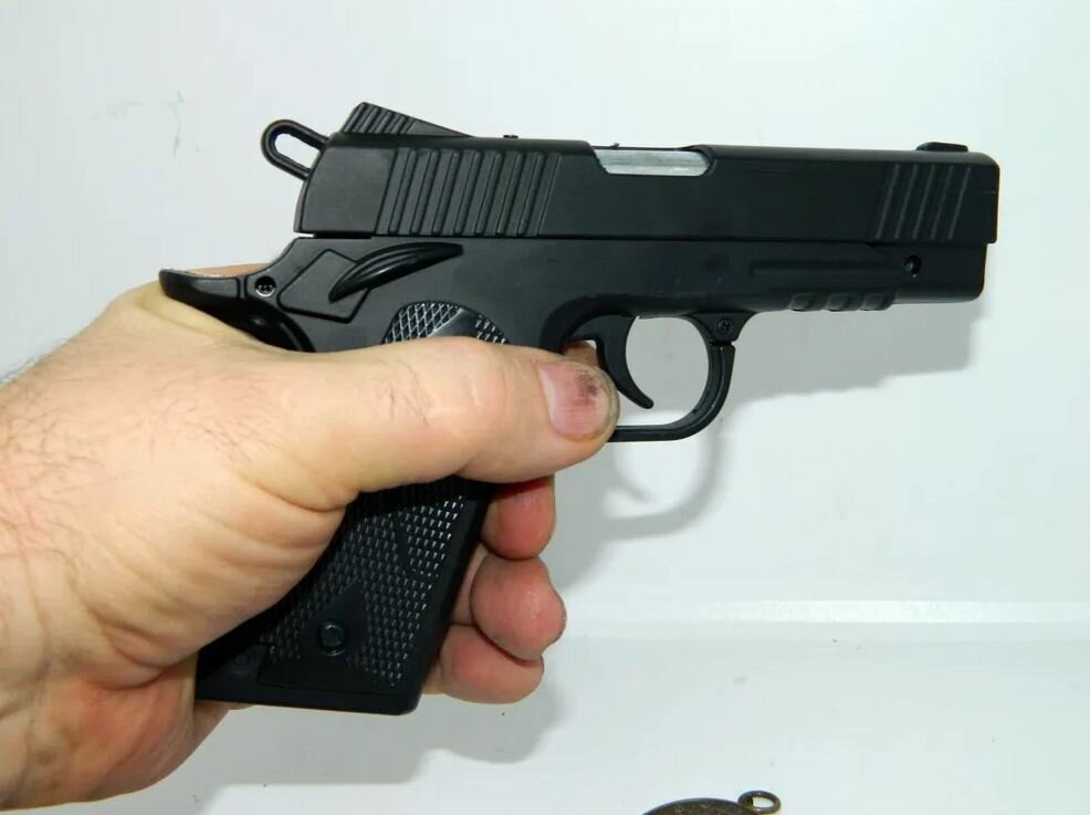 Зажигалка пистолет Colt 1911 — фото 3
