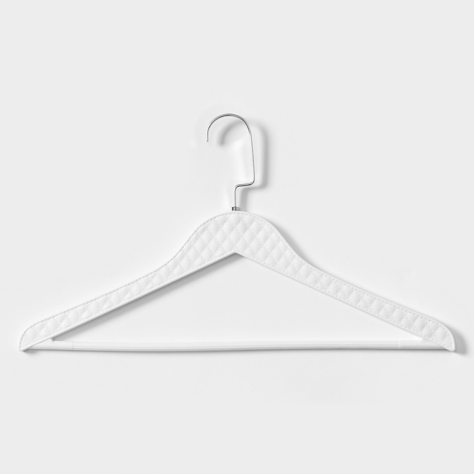 Вешалка "Eliot", набор 3 шт, плечики для одежды, 44х24 см, цвет белый - фотография № 6