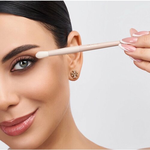Кисть 10 CREAM EYESHADOW для кремовых теней в области глаз 1100₽