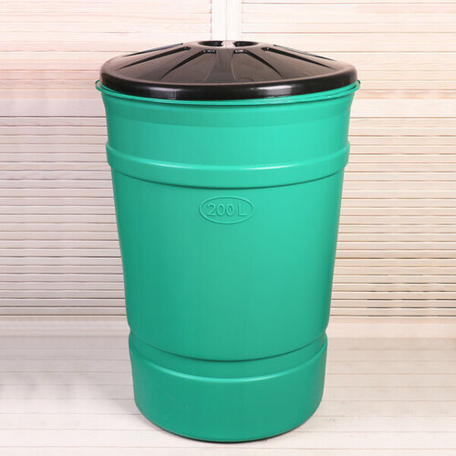 Бочка-бак пищевая Помощник 200 л горловина 59 см с крышкой Альтернатива 1058838 6566₽