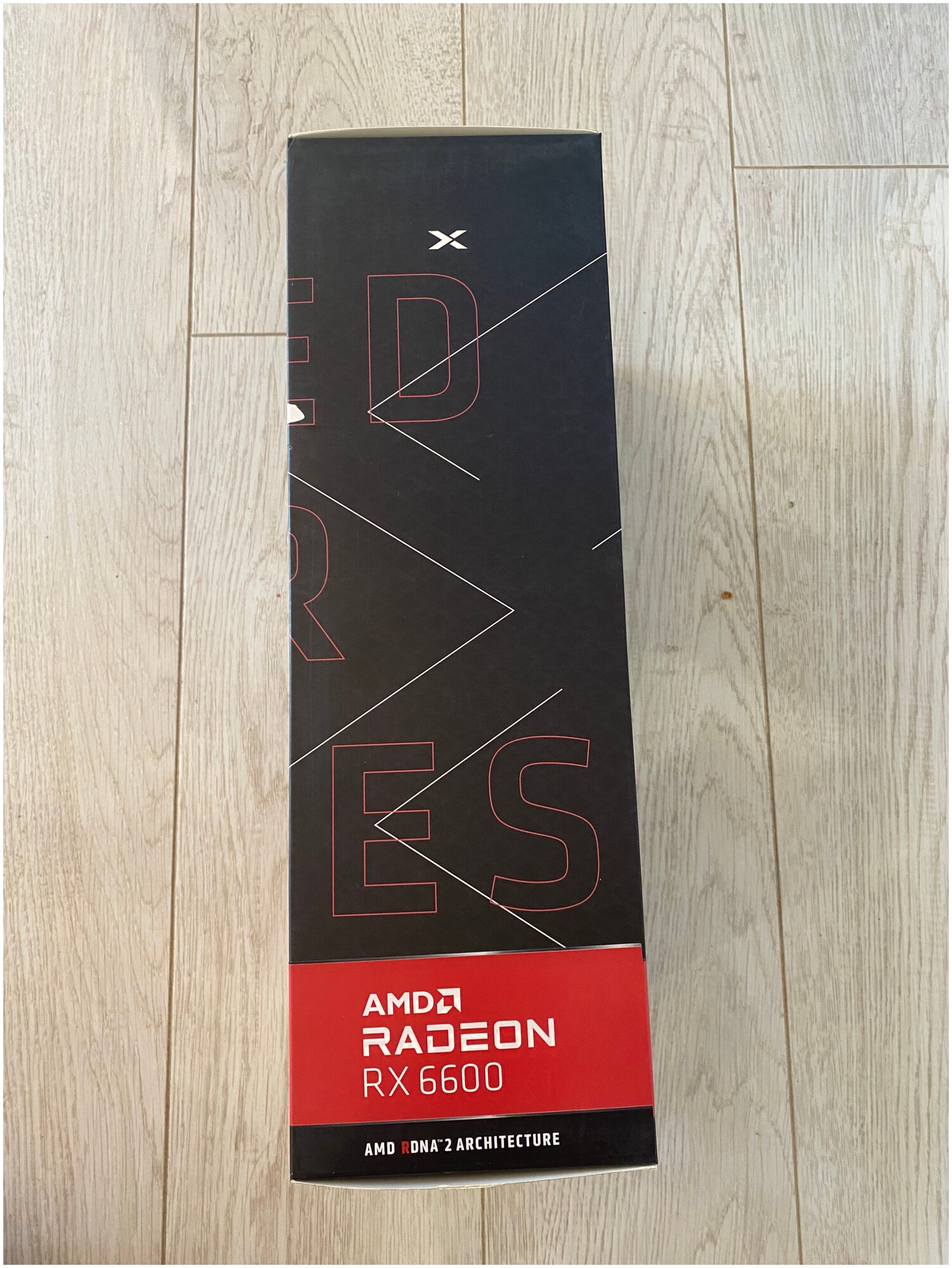 Видеокарта 8 Gb XFX Radeon RX 6600 XT Speedster SWFT 210 GAMING (RX-66XT8DFDQ) RTL