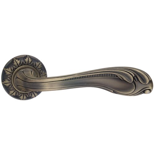 Ручка дверная межкомнатная на круглой розетке Фабриано, бронза античная матовая