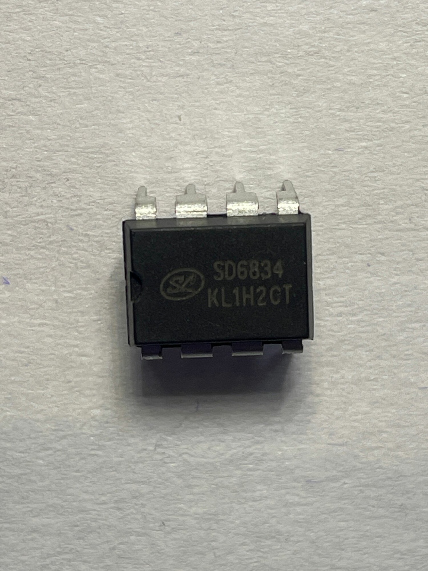 SD6834 Микросхема DIP-8