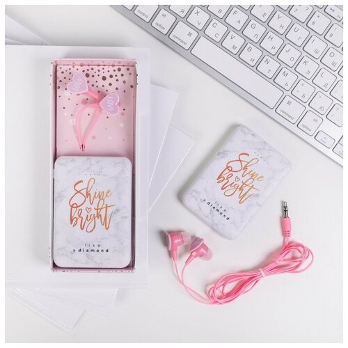 Набор наушники вакуумные и внешний аккумулятор 5000 mAh Love 1100000₽