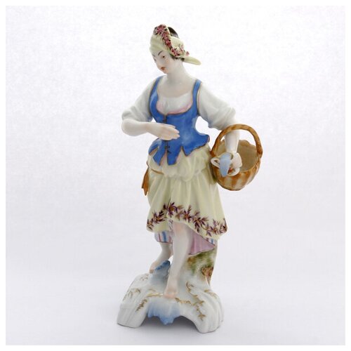 Фарфоровая фигура «Вода», серия «Четыре стихии природы» . KPM Berlin