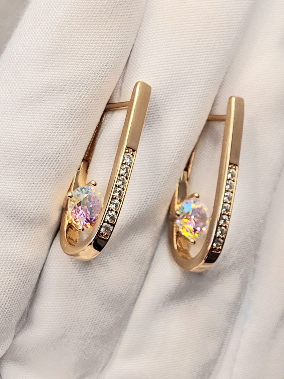 Серьги с подвесками XUPING JEWELRY, фианит, размер 25 мм, светло-желтый — фото 1