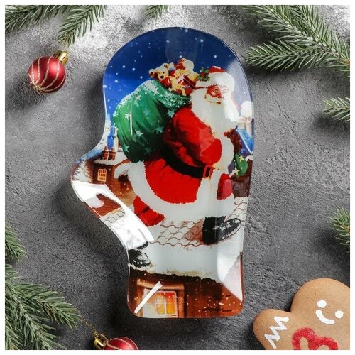 Блюдо сервировочное Доляна «Рукавица. Санта с подарками», 22,5×14 см