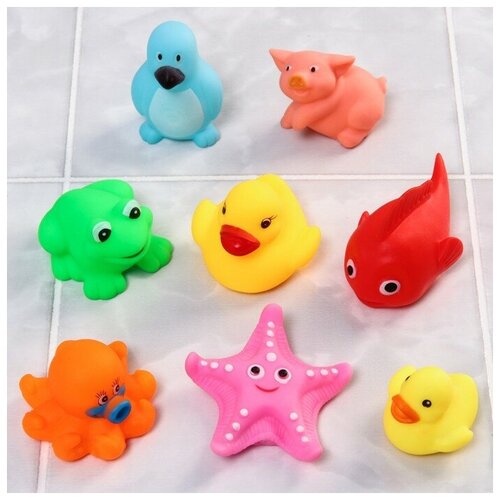 Набор резиновых игрушек для ванны Друзья с пищалкой 8 шт цвет микс Крошка Я 477₽