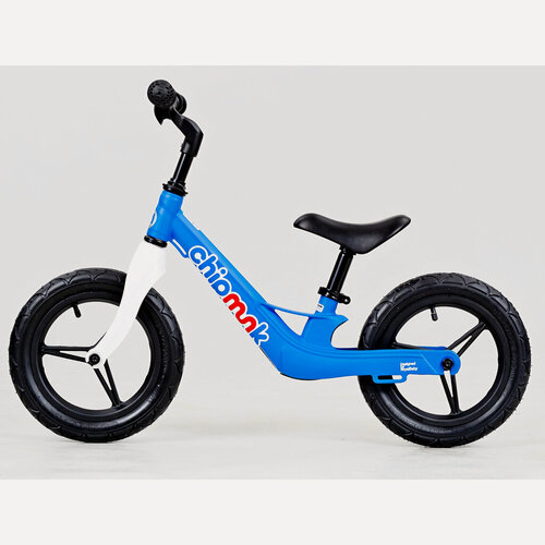 Изображение товара Беговел RoyalBaby "Chipmunk" Magnesium Air, 12", надувные колеса, цвет синий