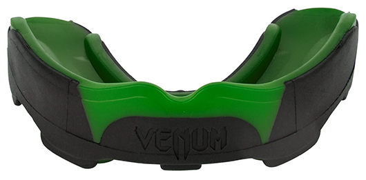 Капа боксерская Venum Predator Black/Green (Взрослый размер)