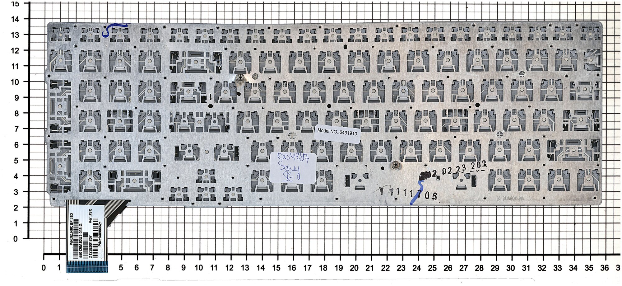 Клавиатура для ноутбука Sony Vaio VPC-SE17GAB серебристая без рамки