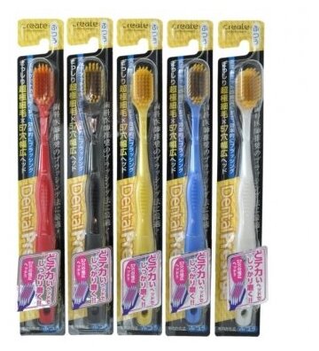 Зубная щетка с широкой чистящей головкой и супертонкими щетинками Japan Create Co Dentfine Tapered (средняя)